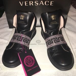 Versace 🚫SOLD SOLD 🚫